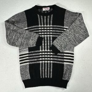 Clifton Place Knits Vintage Plaid Sweater Made in USA Black Gray Medium